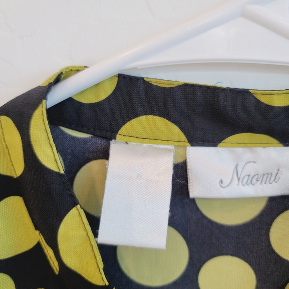 💕 Naomi Black & Mustard Polka Dots Button Front Blouse Top Women's Size Medium - Picture 8 of 11